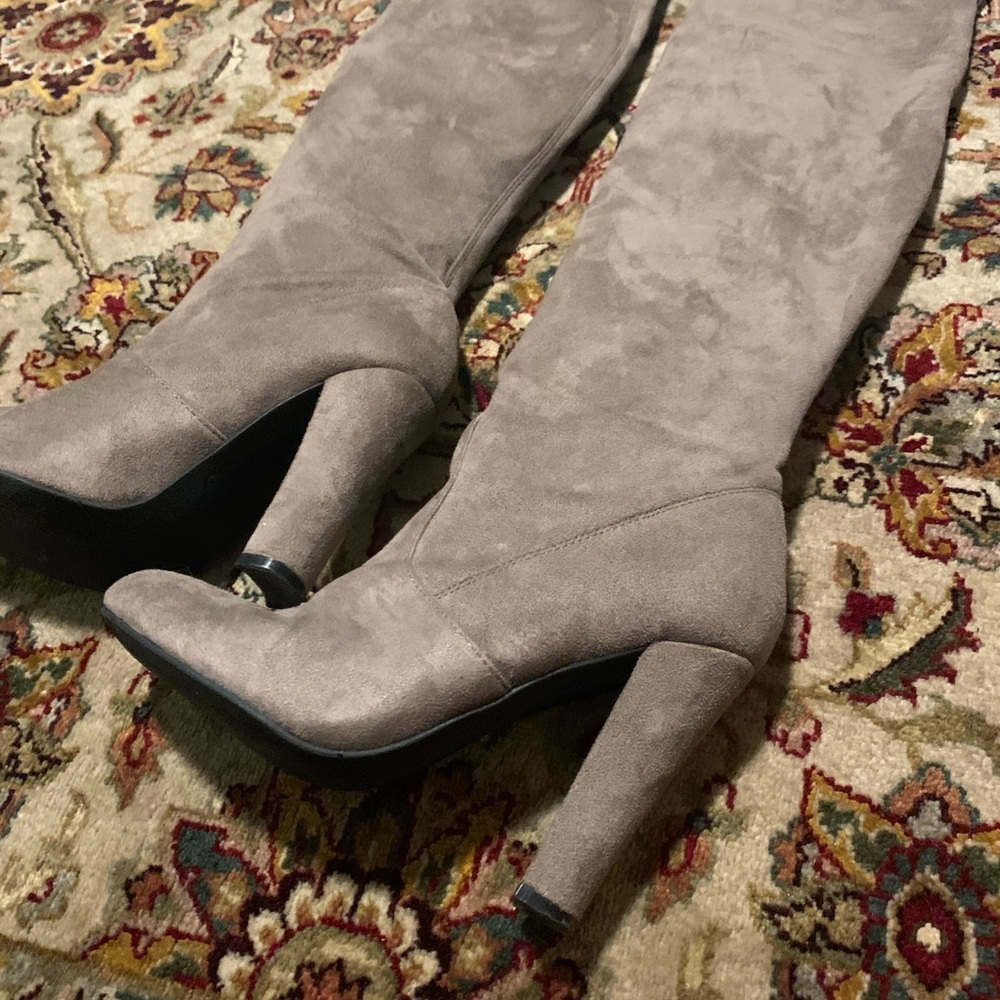 over the knee steve madden boots